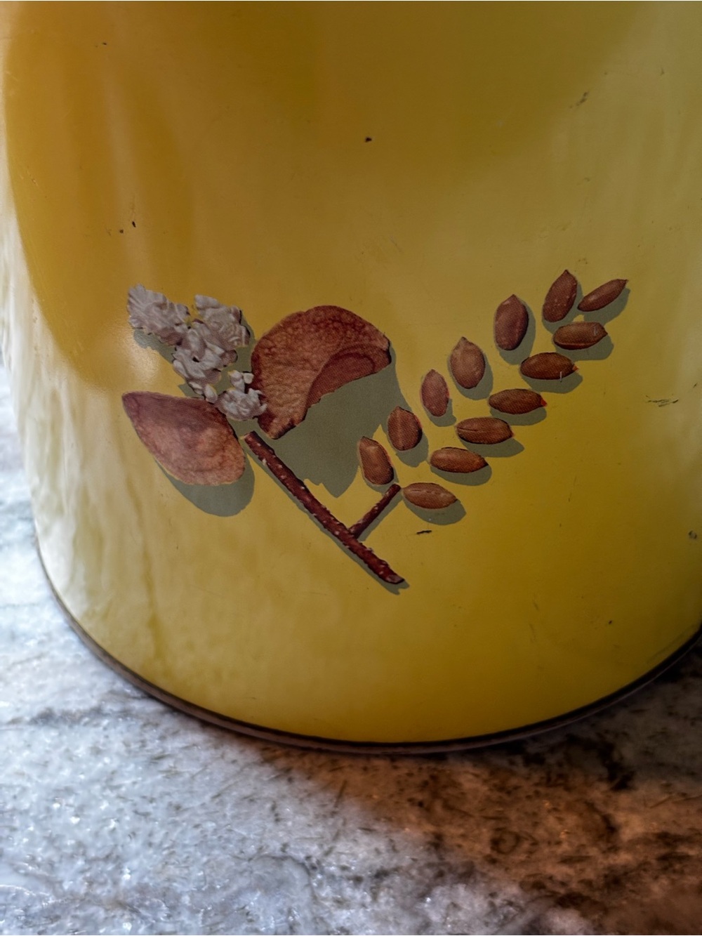 Vintage Blue Magic Krispy Can Yellow Metal Canister - Cracker and Popcorn Flower - Picture 3 of 6